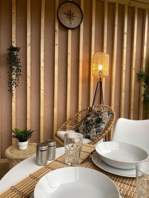 The Jungle Studio, Loggia & Parking Dans Residence 伊泽尔河畔的罗曼 外观 照片