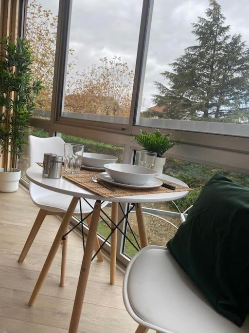 The Jungle Studio, Loggia & Parking Dans Residence 伊泽尔河畔的罗曼 外观 照片